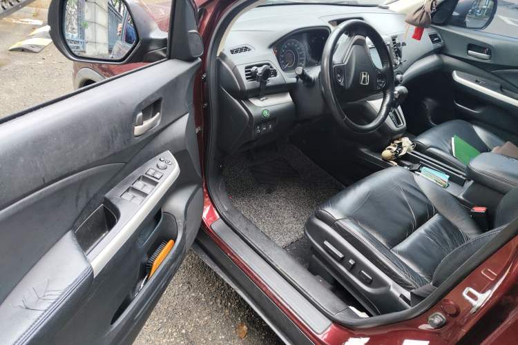 Used Honda CR-V 2012 2.4L four-wheel drive luxury version