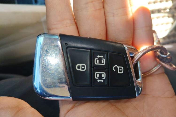 Used Volkswagen Viloran 2020 330TSI Luxury Edition Vehicle Key