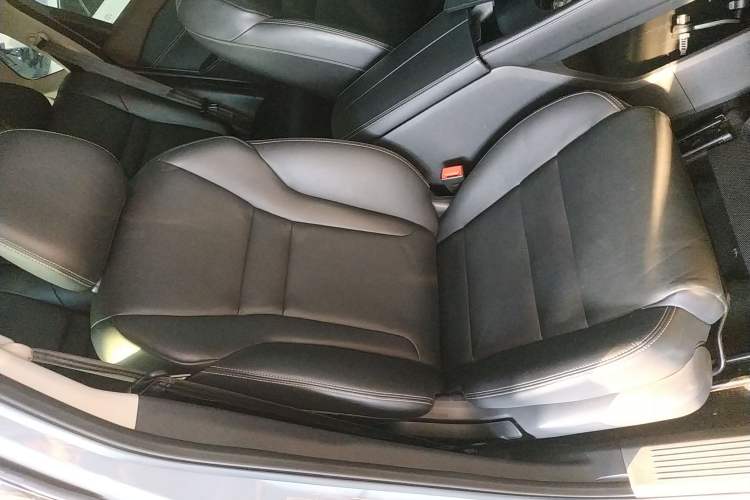 Used Nissan X-Trail 2021 VC-Turbo 300 CVT 2WD Luxury Edition Right Front Seat