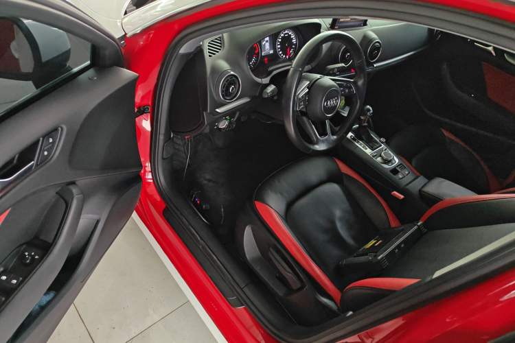 Used Audi A3 2018 30th Anniversary Edition Sportback 35 TFSI Ambition Model