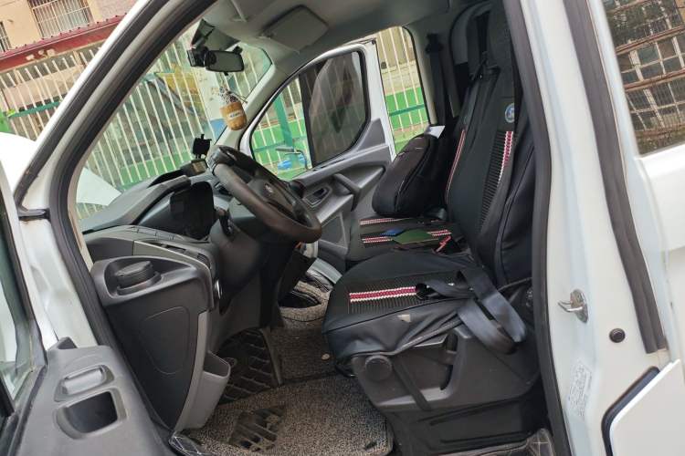 Used Ford Transit 2017 2.0T Diesel Multi-Function Commercial Vehicle Mid-Drive Mid-Roof China V Standard Left Front Seat