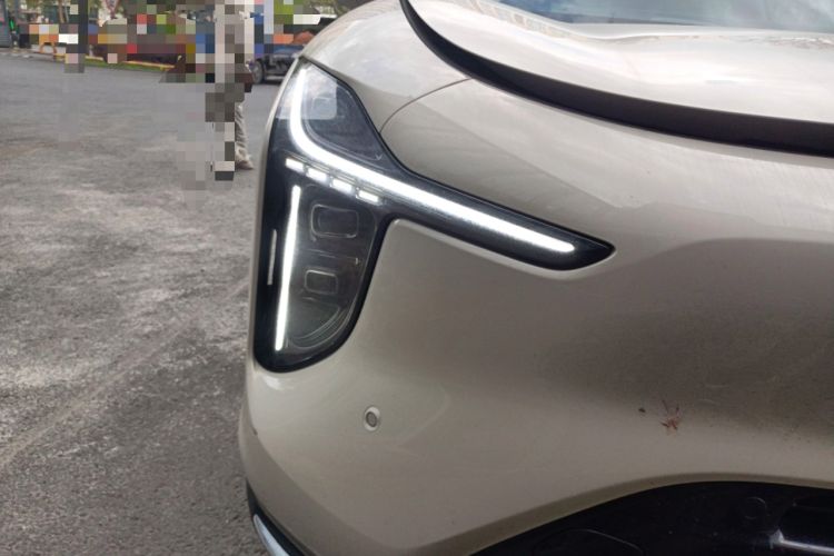 Used IM LS6 2026 Model Range-Extending 52 Max Right Front Headlight