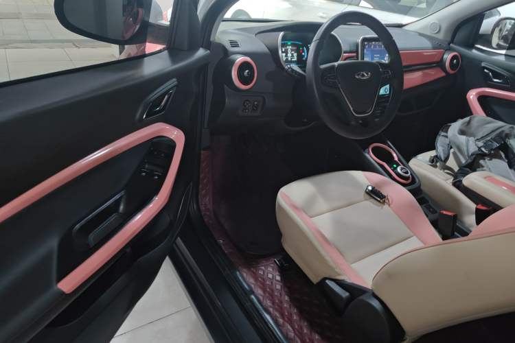 Used Chery QQ Little Ant 2021 150 000 Yuan Ant Fan Edition Queen Version Lithium Iron Phosphate