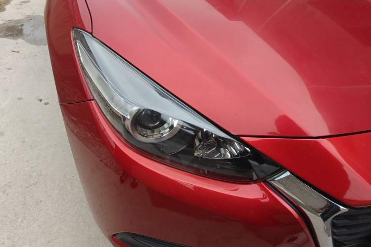 Used Mazda Mazda 3 Axela 2017 Sedan 1.5L Automatic Comfort Model Emission Standard China V
