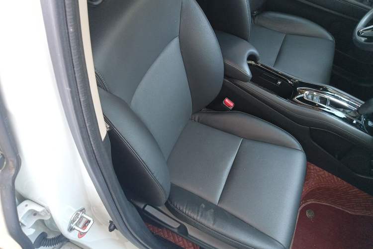 Used Honda Vezel 2020 1.5L CVT Pioneer Edition