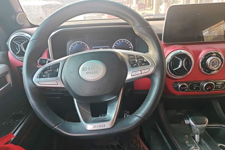 Used BAIC Off-Road BJ40 2018 PLUS 2.3T Automatic Four-Wheel Drive Premium Edition China V Steering Wheel