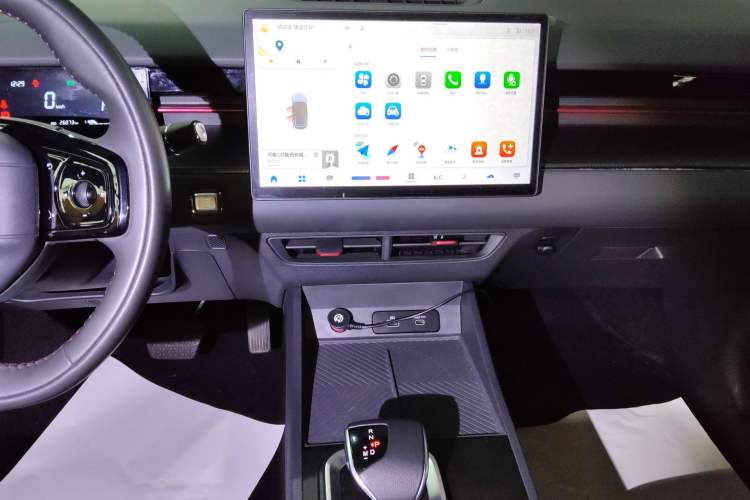 Used JETOUR Dashing 2023 1.5T DCT Starlight Shine Pro Edition
