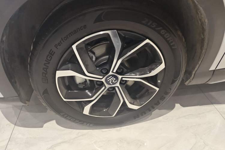 Used BYD Yuan PLUS 2024 Honor Edition 430KM Beyond Model Left Front Wheel Hub