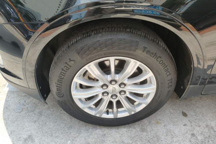 Used Cadillac XT5 2018 25T Tech Model