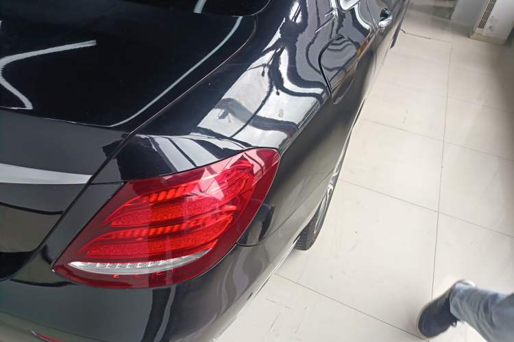 Used Mercedes-Benz E-Class 2019 E 260 L