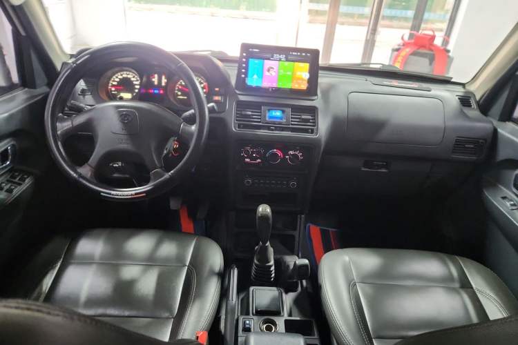 Used Leopaard Heijingang 2014 2.4L Manual 4x4