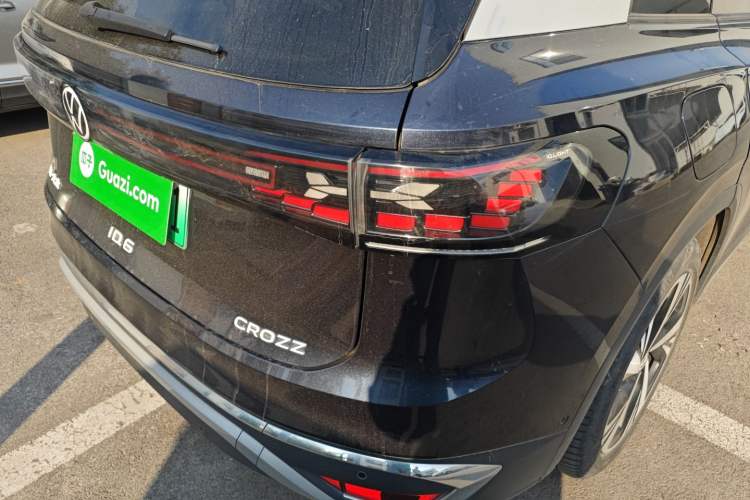 Used Volkswagen ID.6 CROZZ 2022 Long-Range PRO Edition
