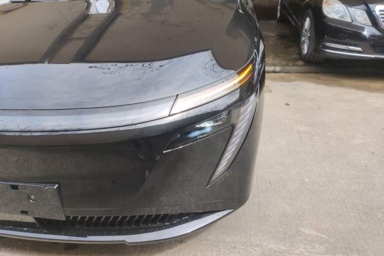 Used Nissan N7 2025 510 Air
