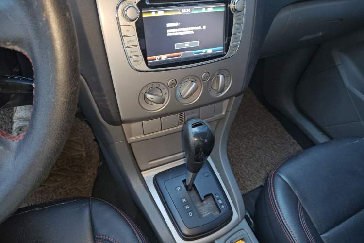 Used Ford Focus 2013 Hatchback Classic 1.8L Automatic Base Model Audio And AC Panel