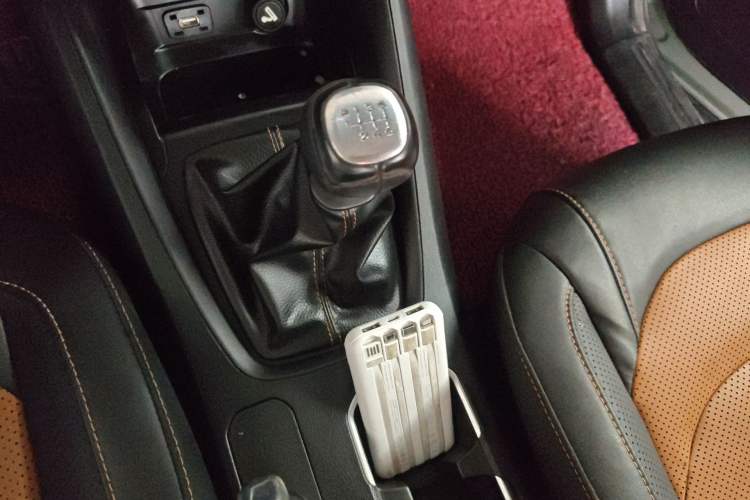 Used Wuling Hongguang S3 2018 1.5L Manual Comfort Model China V Standard
