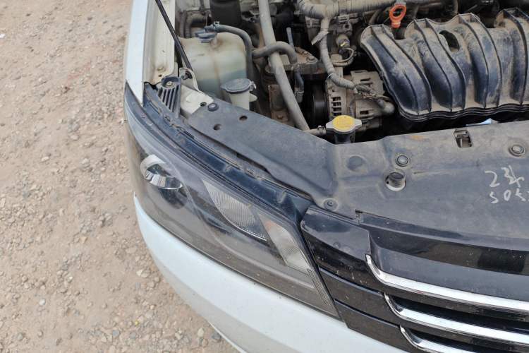 Used Geely Auto Classic Emgrand 2013 Sedan 1.8L Manual Entry-Level CNG Model
