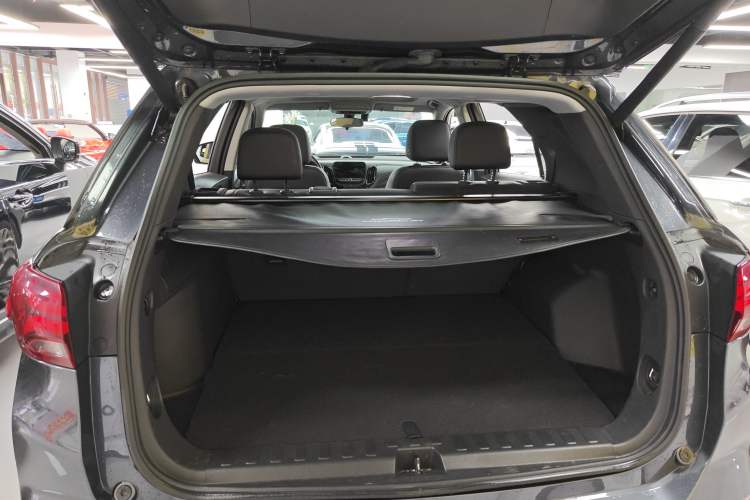 Used Chevrolet Equinox 2021 535T Yujie Edition
