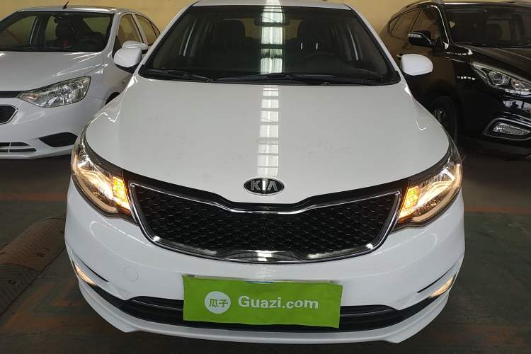 Used Kia K2 2015 Sedan 1.4L MT GLS
