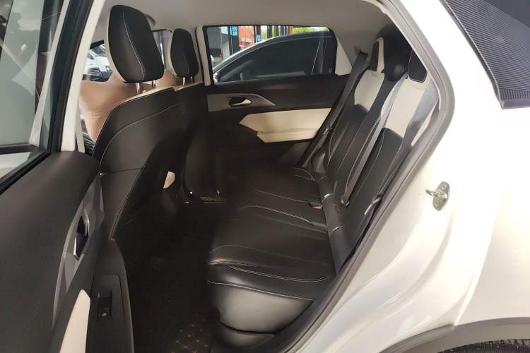 Used Geometry E Firefly 2024 401km Starlight
