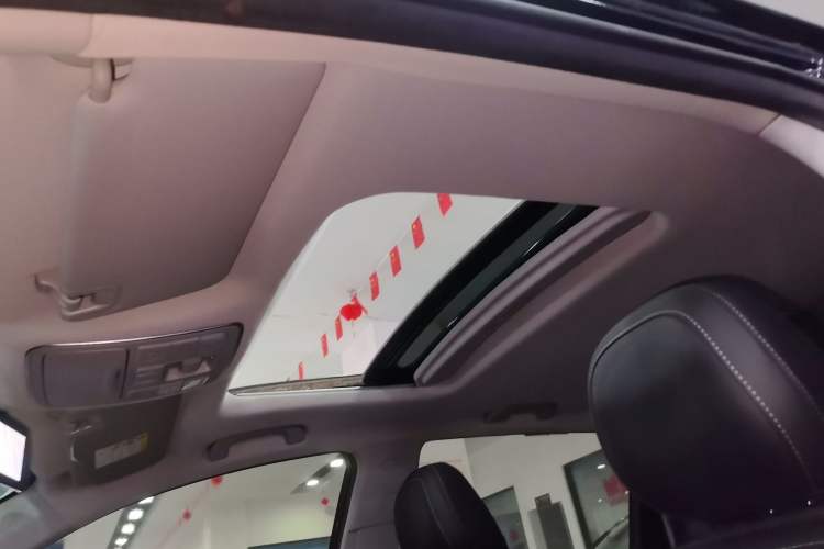 Used Geely Auto Vision X6 2020 1.4T Manual Luxury Model
