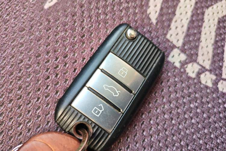 Used MG 6 2017 20T Manual Luxury Smart Connect Version China V Standard