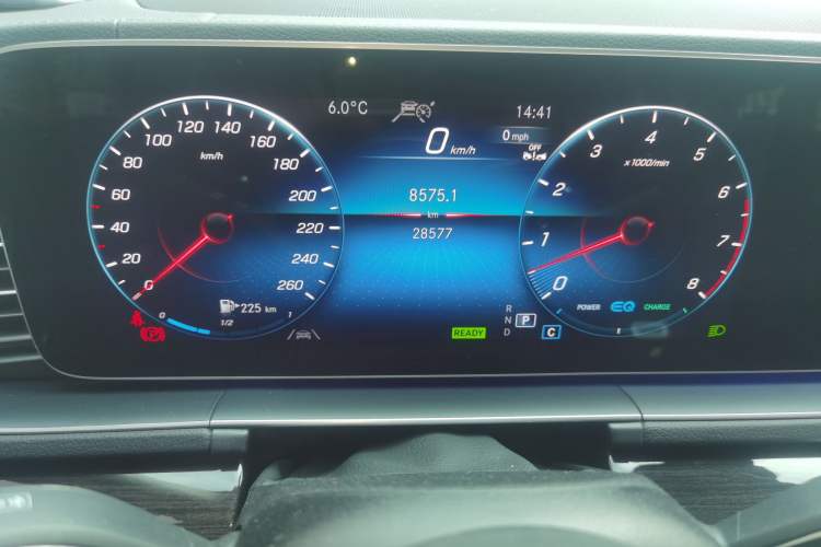 Used Mercedes-Benz GLS 2023 GLS 450 4MATIC Stylish Model Instrument Cluster