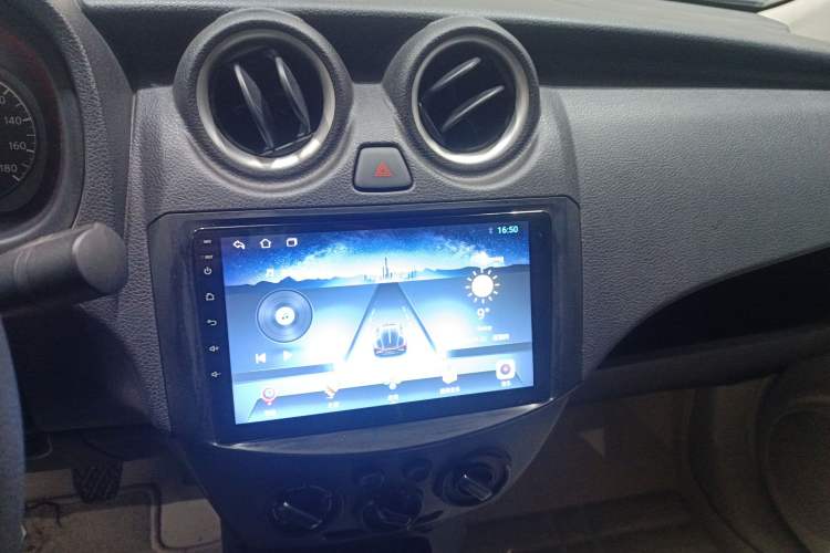 Used Venucia R30 2014 1.2L Manual Comfort Edition