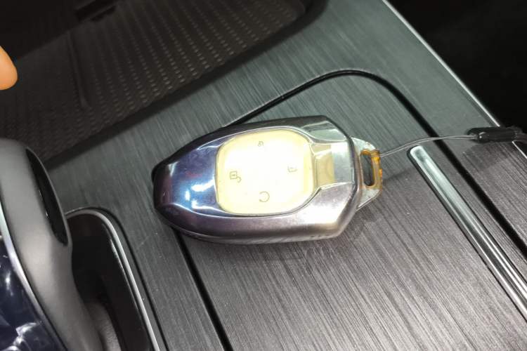 Used GAC Trumpchi GS8 2025 Linghang Series 2.0 TGDI Two-Wheel-Drive Luxury Edition 5 Seats
