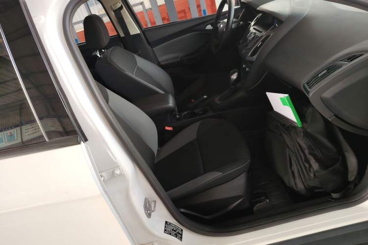 Used Ford Focus 2012 Hatchback 1.6L Automatic Comfort Model