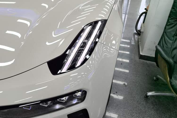 Used Zeekr 001 2025 YOU Edition 100 kWh All-Wheel Drive
