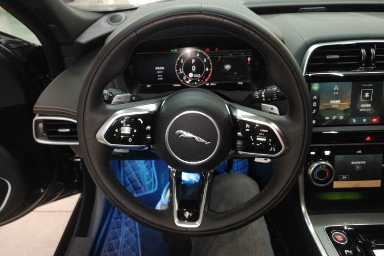 Used Jaguar XEL 2024 2.0T 250 PS R-DYNAMIC S Ebony Black Sport Edition