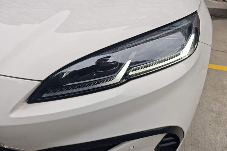 Used BYD Seal 06 New Energy 2025 DM-i Intelligent Drive 120KM Flagship Model Left Front Headlight