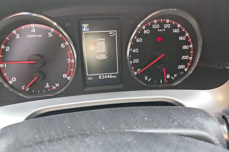 Used Toyota RAV4 2016 2.5L Automatic 4x4 Elite Edition Odometer Close Up