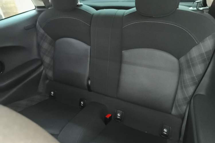 Used MINI 2016 1.5T COOPER Left Rear Seat