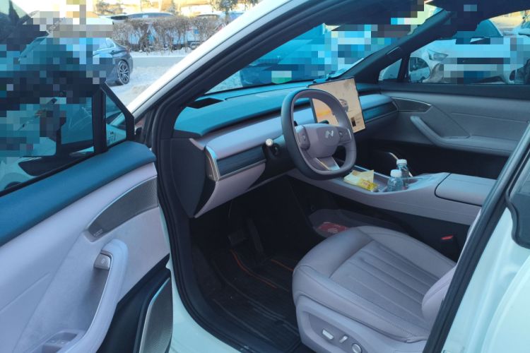 Used ONVO L60 2024 60 kWh Rear-Drive Version