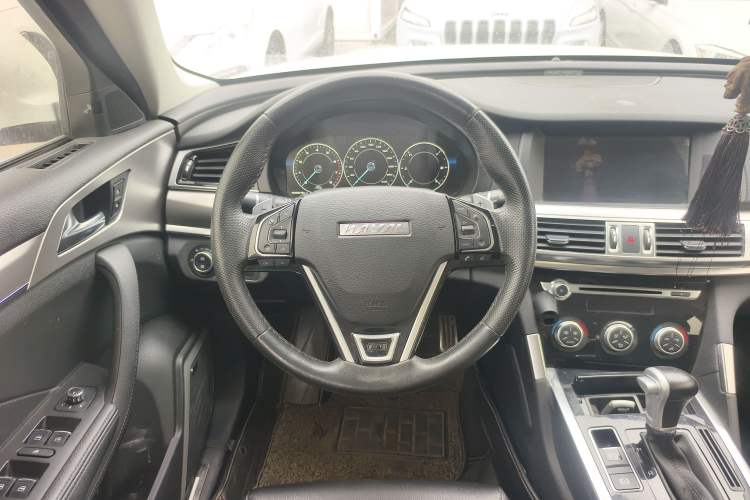 Used Haval H7 2017 Red-Label H7L 2.0T Automatic Prestige Model
