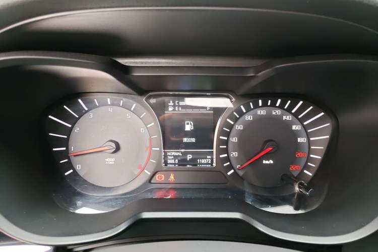 Used GAC Trumpchi GS4 2017 235T Automatic Two-Wheel Drive Elite Edition Instrument Cluster