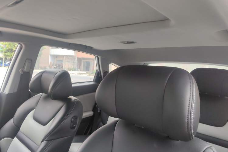 Used Luxgen U6 SUV 2014 2.0T ZhiZun Model