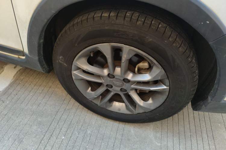 Used Geely Auto Vision X3 2020 1.5L CVT Luxury Model
