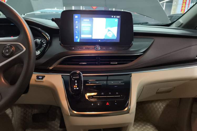 Used Buick GL8 2020 Land Cruiser Executive Class 652T Comfort Model