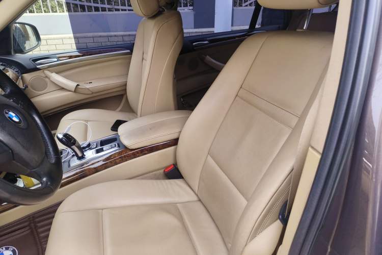 Used BMW X5 2011 xDrive35i Leading Model
