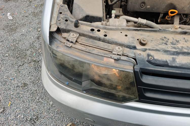 Used Volkswagen Jetta 2012 1.6L Collector's Edition Right Front Headlight