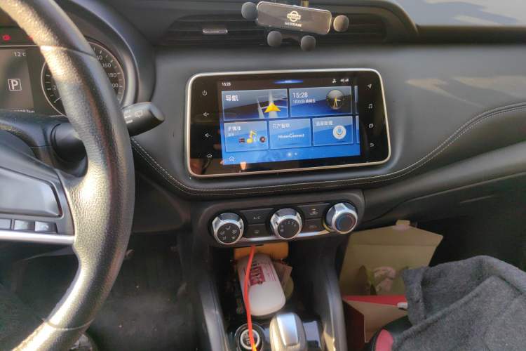 Used Nissan Kicks 2019 1.5L CVT Smart Connect Luxury Edition
