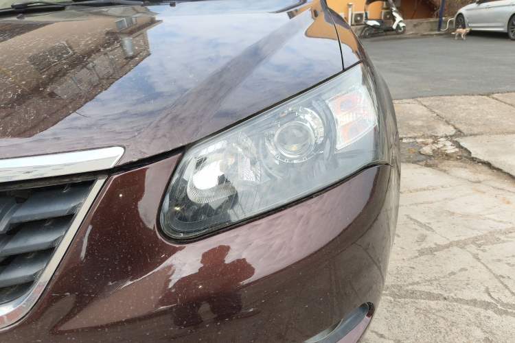 Used Geely Auto Classic Emgrand 2013 Hatchback 1.5L Manual Luxury Model
