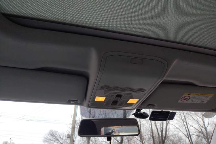 Used Volkswagen C-TREK 2017 1.6L Automatic Comfort Model Headliner