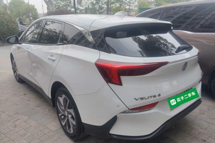 Used Buick Velite 6 2019 Connected Fashion Model