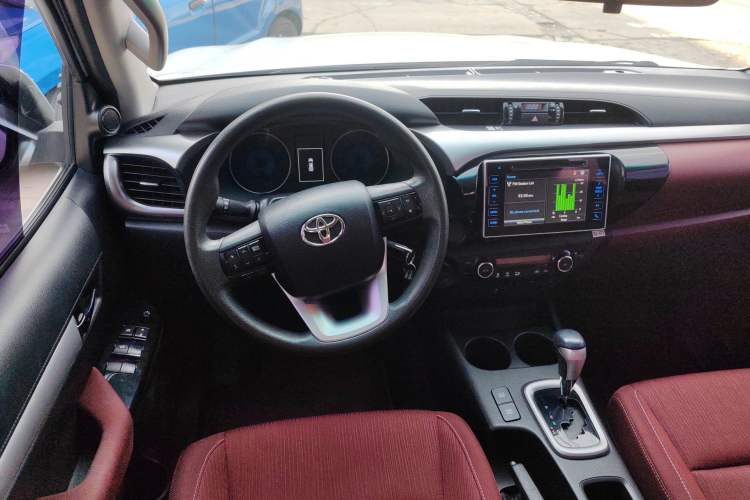 Used Toyota Hilux 2018 2.7L Automatic 4x4 GLX SR5 – Middle East
