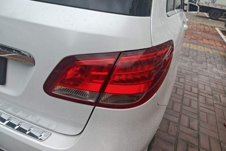 Used Mercedes-Benz B-Class 2019 B 200 Sport Edition Right Rear Taillight