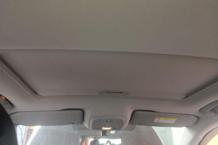 Used Peugeot 408 2016 1.6T Automatic Luxury Edition Headliner