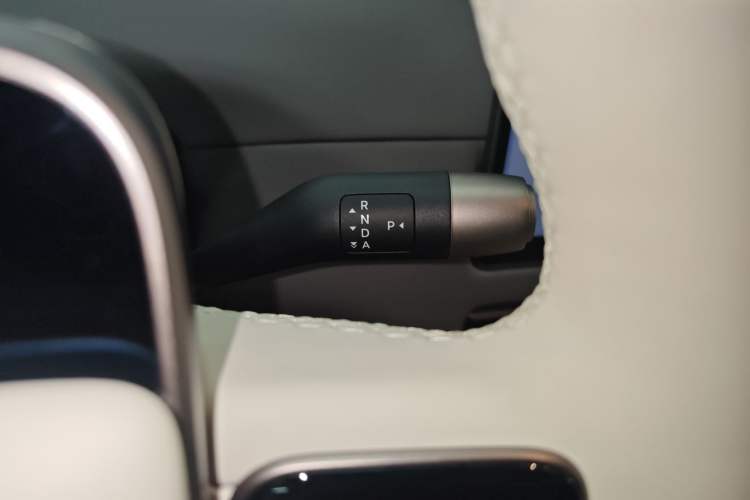 Used Li Auto Li Auto i8 2025 Model Standard Version
